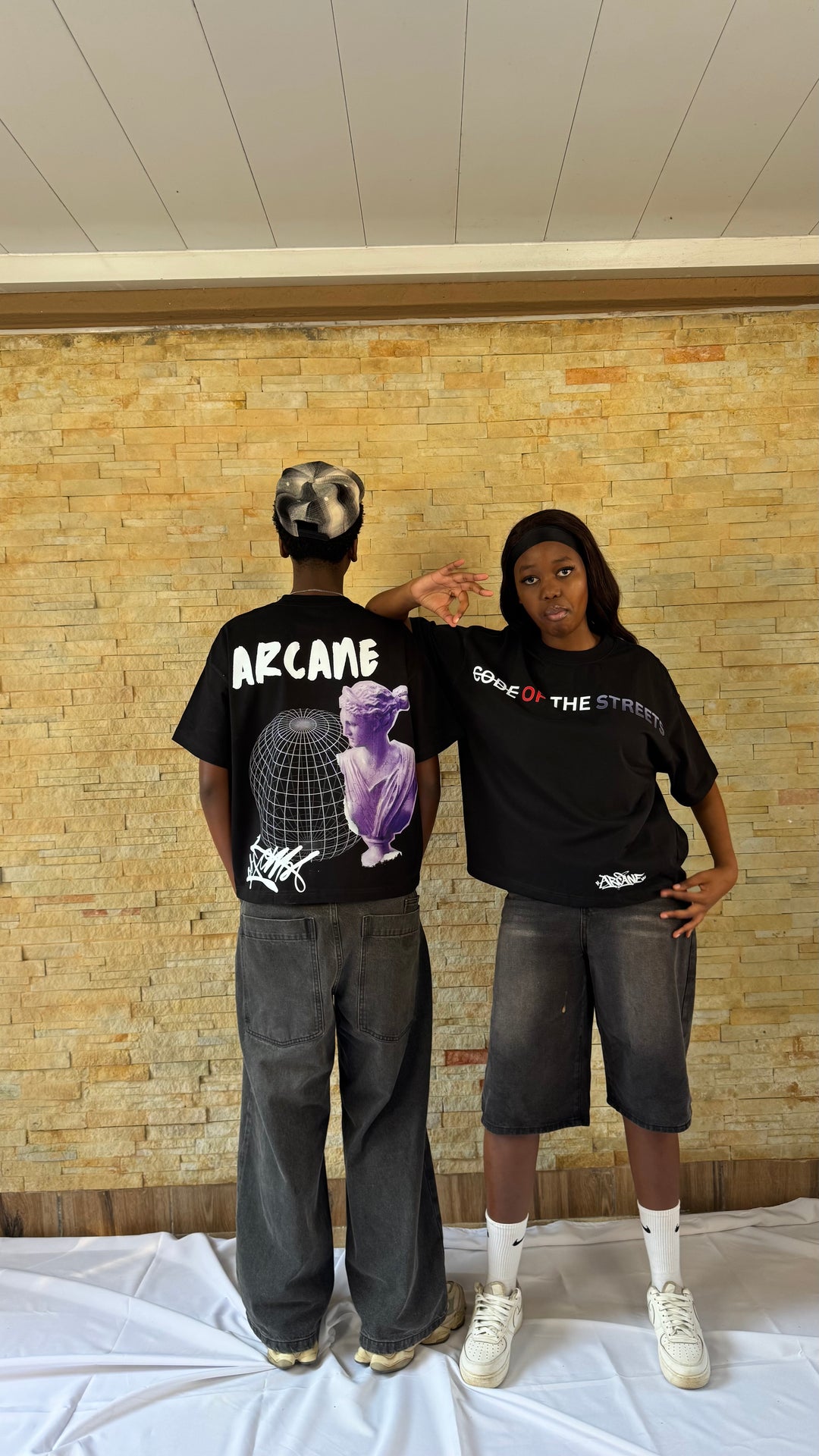 black graphic tee (CTS)